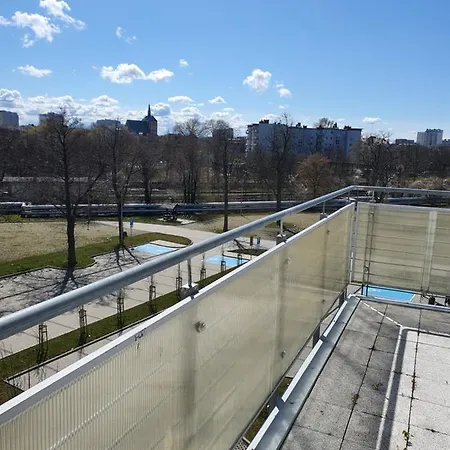 Apartament 3-Pokojowy 68 M , 250 Metrow Do Plazy ,Garaz